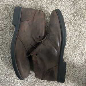 Men’s Timberland Chukka Boots 
Size: 11
